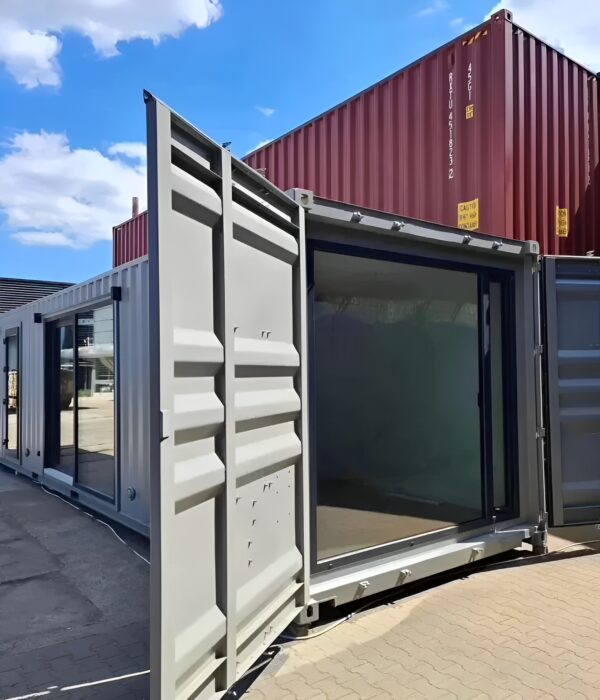 40 Fuß Containerhaus, individuell, Innenansicht 40 Fuß Containerhaus, individuell, Innenansicht, EMC Containerhandel GmbH, Duisburg