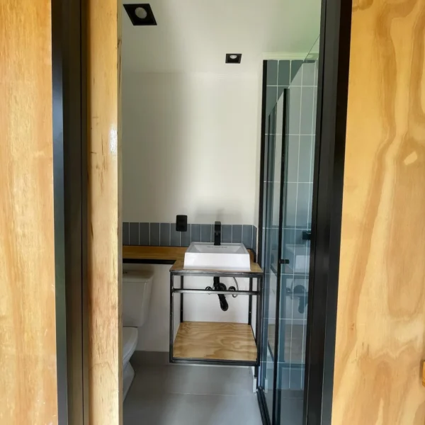 customized 20ft cozy cabin container house 6 600x600 1.webp customized 20ft cozy cabin container house 6 600x600 1.webp
