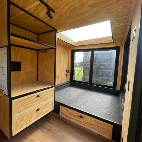 customized 20ft cozy cabin container house 8 600x600 1 1.webp customized 20ft cozy cabin container house 8 600x600 1 1.webp